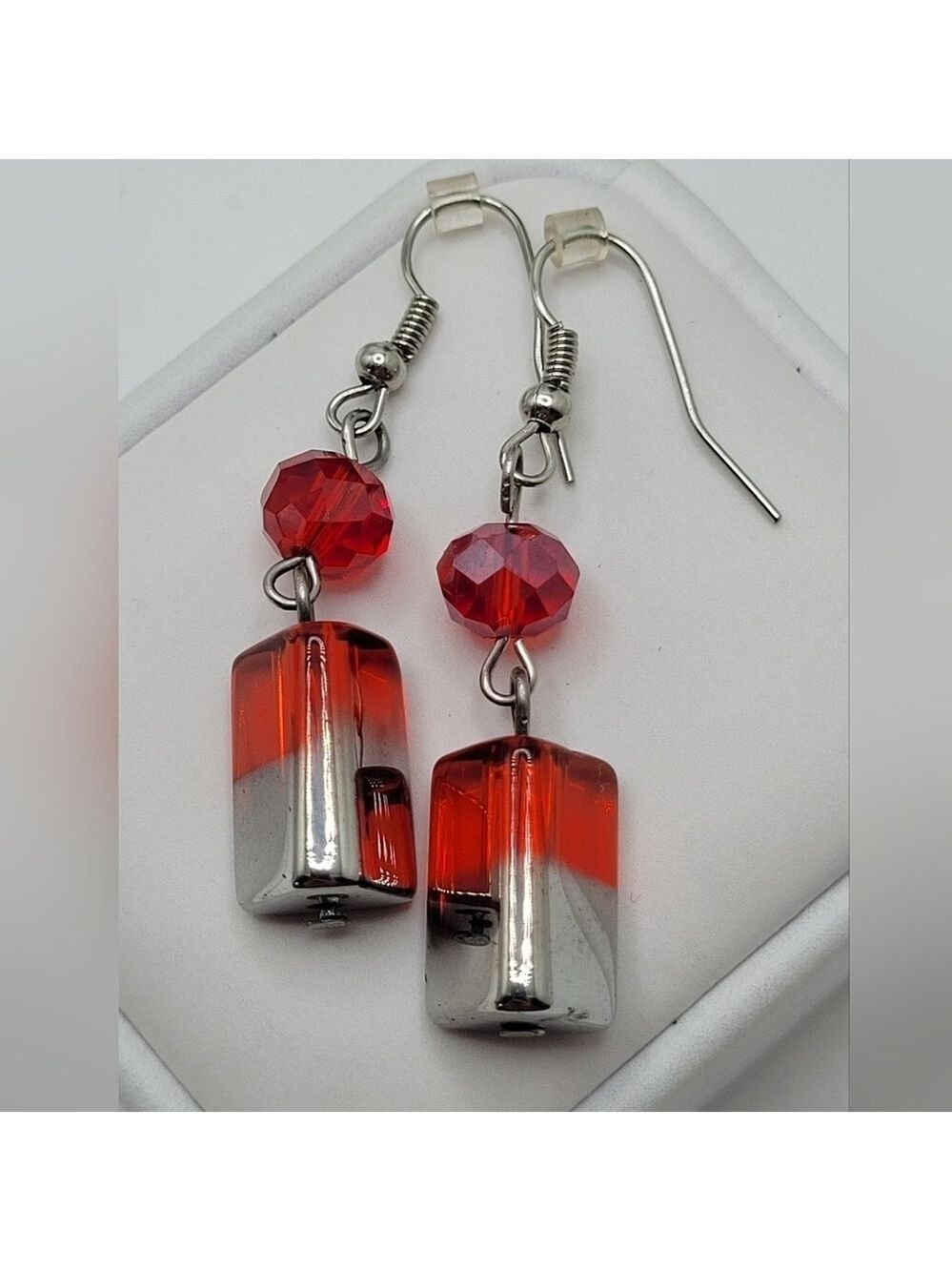 ✨2/$10✨ Handmade Vibrant Red & Silver Ombre Crystal Dangle Earrings